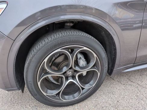 Used 2023 Alfa Romeo Stelvio Ti w/ Active Assist Plus Package image 15