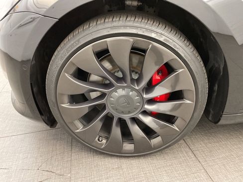 Used 2021 Tesla Model 3 Performance image 9
