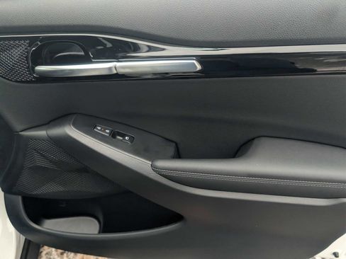 Used 2025 Kia Seltos S image 27