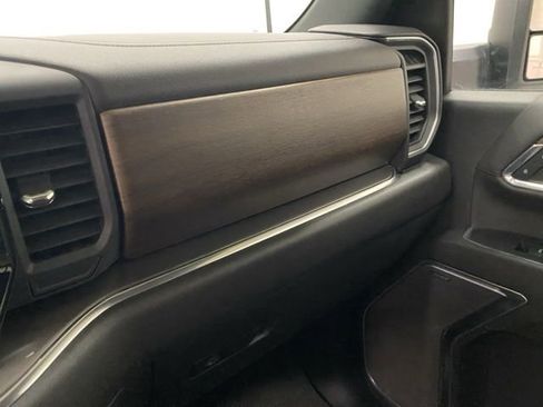 Used 2024 Chevrolet Silverado 2500 High Country w/ High Country Premium Package image 22