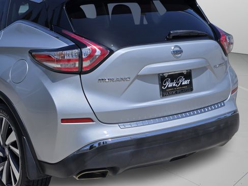 Used 2015 Nissan Murano Platinum w/ Platinum Technology Package FWD image 30