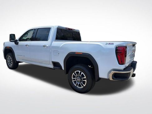 New 2026 GMC Sierra 3500 SLT w/ SLT Convenience Package AWD/4WD image 3