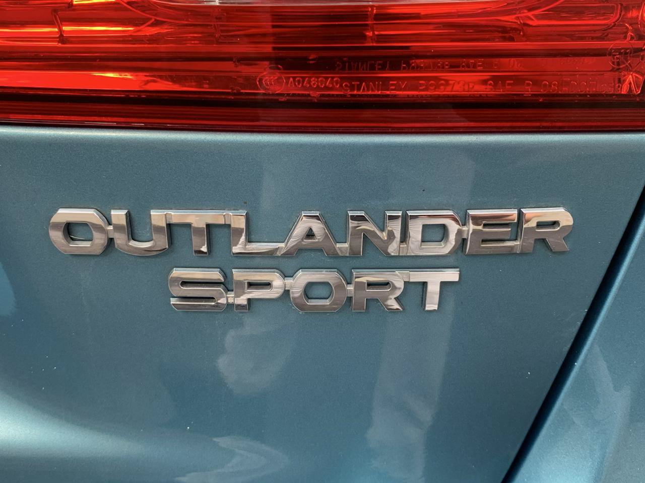 Used 2013 Mitsubishi Outlander Sport SE AWD/4WD image 26