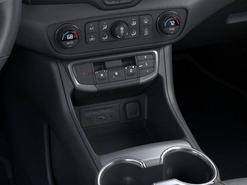 New 2024 GMC Terrain AT4 w/ Infotainment Package II AWD/4WD image 23
