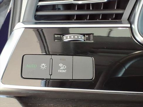 Certified 2023 Audi Q7 2.0T Premium w/ Convenience Package AWD/4WD image 11