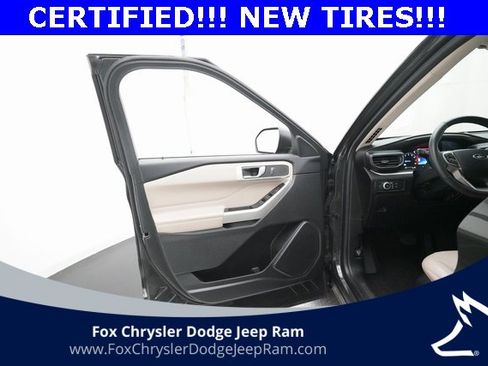 Used 2021 Ford Explorer XLT w/ Equipment Group 202A image 28