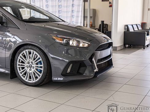 Used 2017 Ford Focus RS image 4