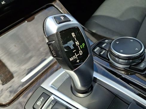 Used 2015 BMW 535i xDrive Sedan AWD/4WD image 16