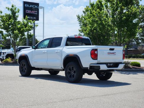 New 2025 GMC Canyon Elevation w/ Convenience Package image 5