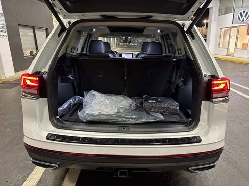 New 2026 Volkswagen Atlas SEL AWD/4WD image 11