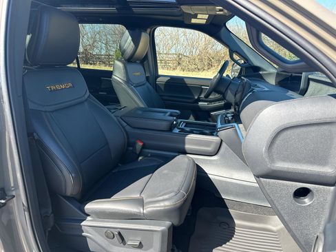 New 2026 Ford Expedition Tremor image 25