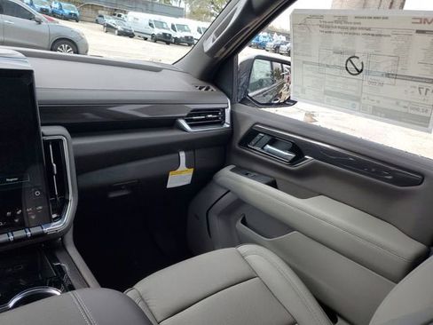 New 2026 GMC Yukon Elevation w/ Elevation Premium Package image 15