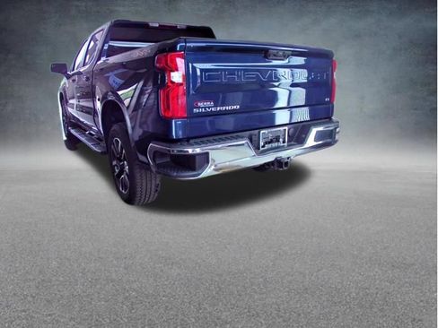 Used 2023 Chevrolet Silverado 1500 LT AWD/4WD image 6
