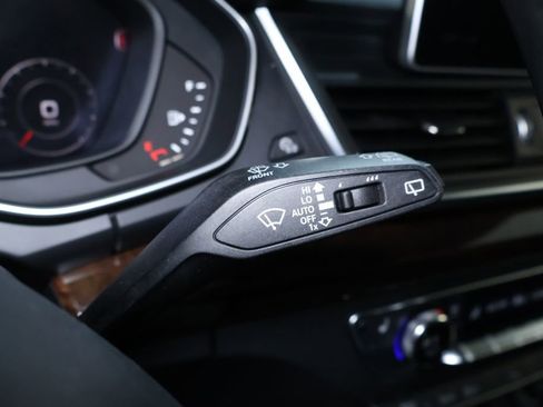 Used 2018 Audi Q5 2.0T Premium Plus w/ Premium Plus Package image 32