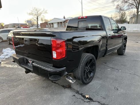 Used 2017 Chevrolet Silverado 1500 LTZ Z71 image 7