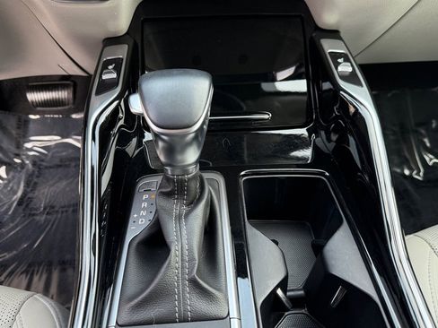 Certified 2023 Kia Sorento SX image 21