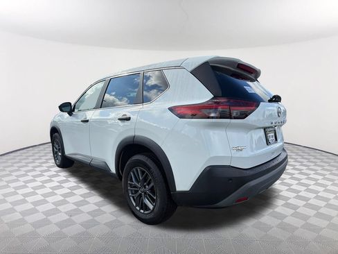 Used 2023 Nissan Rogue S FWD image 7