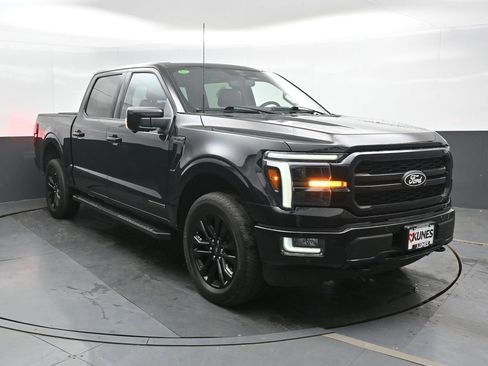Used 2024 Ford F150 Lariat AWD/4WD image 4
