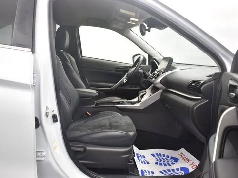 Used 2024 Mitsubishi Eclipse Cross SE image 17