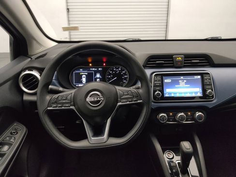 Used 2025 Nissan Versa SV FWD image 22