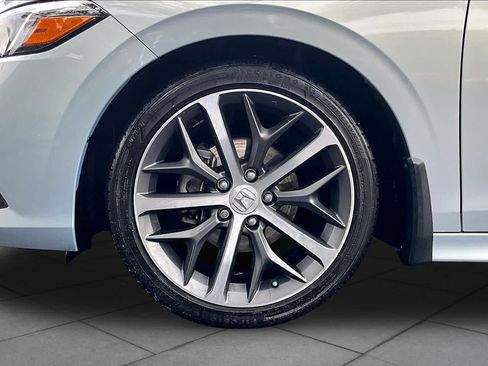 Used 2022 Honda Civic Touring image 11