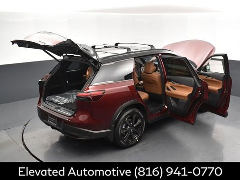 Certified 2026 INFINITI QX60 Autograph w/ Dark Cargo Package image 35