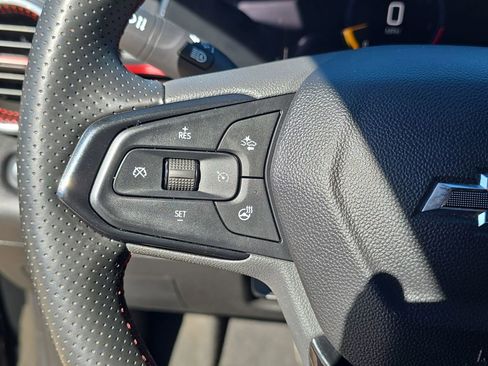 Used 2025 Chevrolet Trax RS w/ Driver Confidence Package FWD image 17