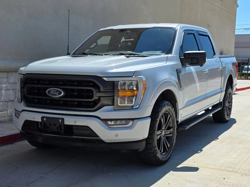Used 2021 Ford F150 XLT w/ Equipment Group 302A High AWD/4WD image 6