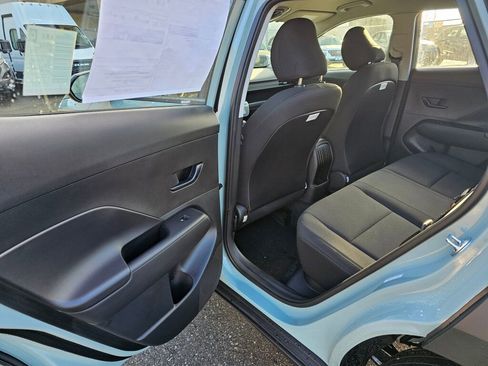 New 2026 Hyundai Kona SE image 13