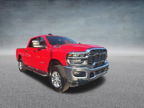 Used 2026 RAM 2500 Big Horn AWD/4WD image 2