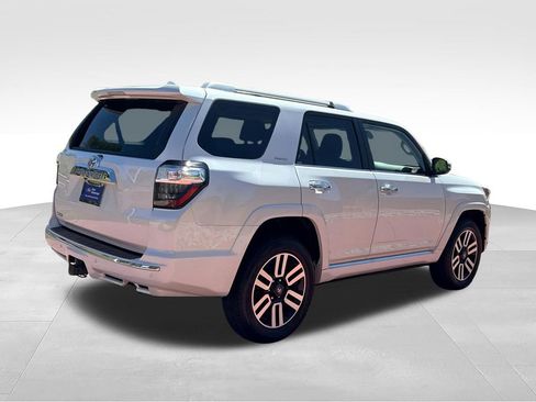 Used 2024 Toyota 4Runner Limited AWD/4WD image 8