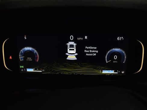 Used 2024 Jeep Wagoneer Series II image 17