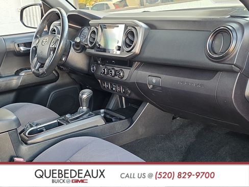 Used 2018 Toyota Tacoma TRD Off-Road w/ Technology Package RWD image 25