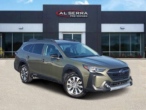 Certified 2025 Subaru Outback Limited AWD/4WD image 1
