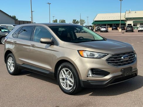 Used 2021 Ford Edge SEL w/ Convenience Package AWD/4WD image 7