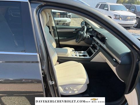 Used 2025 Genesis GV80 2.5T Prestige AWD/4WD image 27