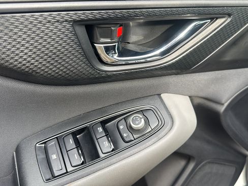 Used 2021 Subaru Outback Premium image 17