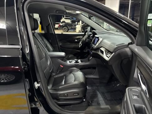 Used 2022 GMC Terrain SLT w/ Infotainment Package II FWD image 39