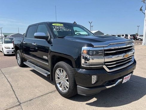 Used 2018 Chevrolet Silverado 1500 High Country image 7