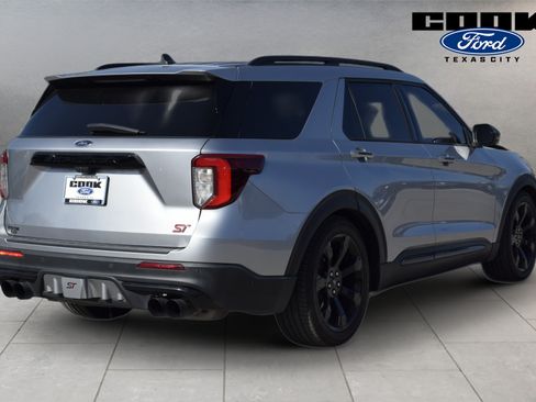 Used 2021 Ford Explorer ST w/ Equipment Group 401A AWD/4WD image 3