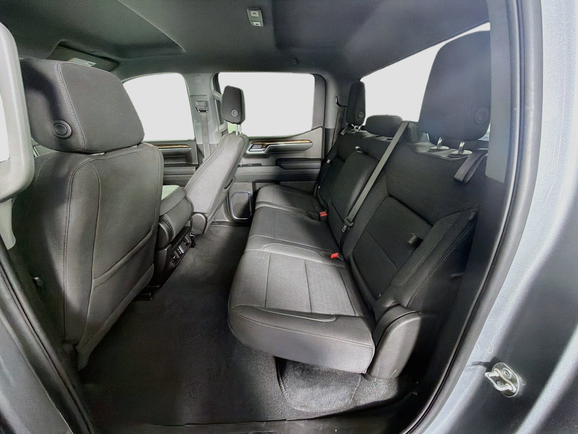 Used 2025 GMC Sierra 1500 Elevation AWD/4WD image 28