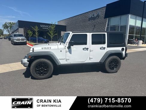 Used 2016 Jeep Wrangler Unlimited Sport image 19