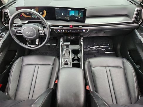Used 2025 Kia Sorento S w/ Panoramic Sunroof Package image 34