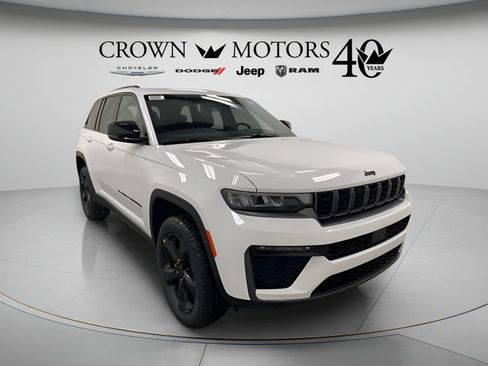 Used 2026 Jeep Grand Cherokee Limited w/ Limited Altitude Package AWD/4WD image 1