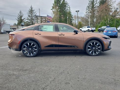 New 2026 Toyota Crown Platinum image 6