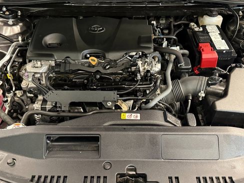 Used 2022 Toyota Camry LE image 21