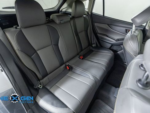 Used 2022 Subaru Crosstrek 2.5i Sport w/ Moonroof Package image 39