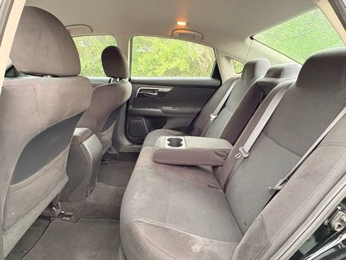 Used 2014 Nissan Altima 2.5 S FWD image 10