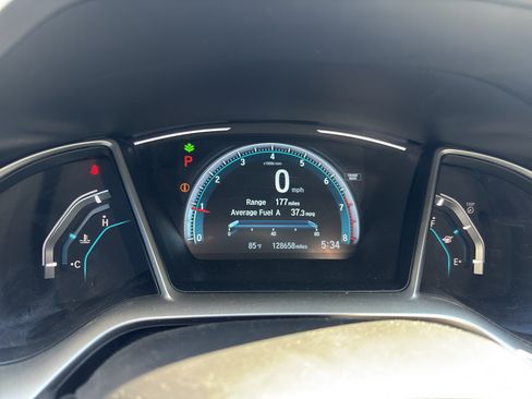 Used 2017 Honda Civic EX image 6