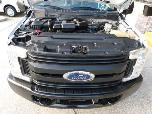 Used 2018 Ford F250 XL image 9